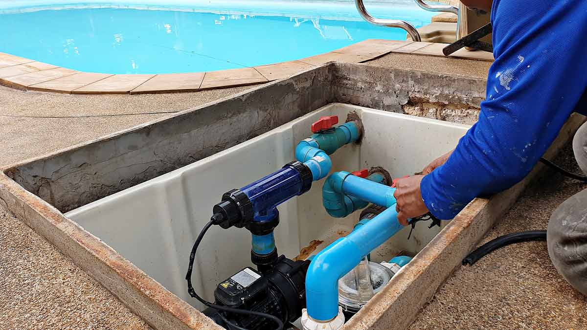 Pool Contractor in South Euclid repairing and installing efficient pool pumps